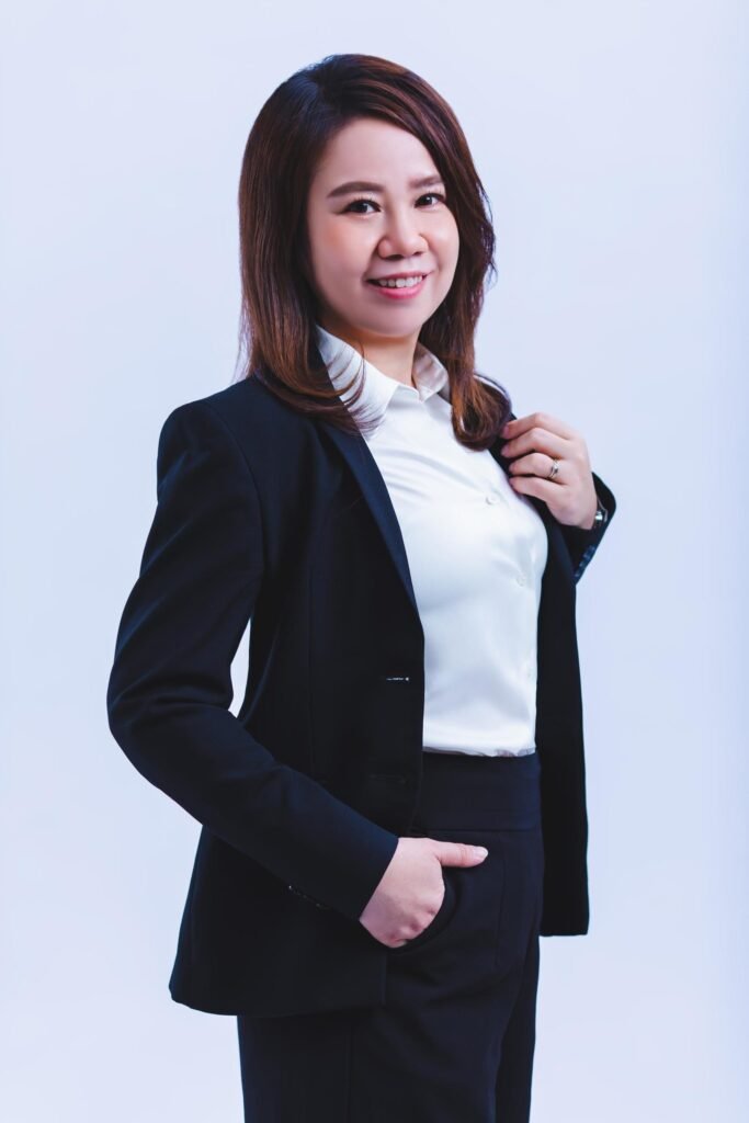 Catherine-Ong-683x1024 槟城房地产中介五大天王:如何在黄金市场翻云覆雨,赢得财富巅峰!