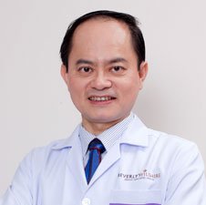 DR.-HOW-PIC2-1 揭示马来西亚牙科行业五大变革者,推动精准医疗与全民健康