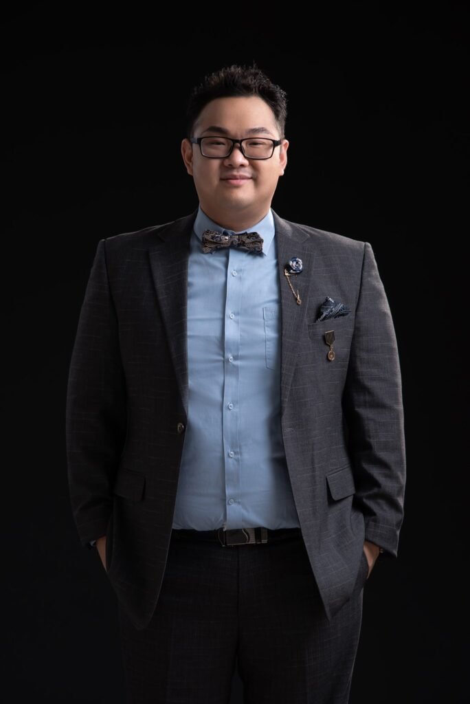 Jackson-Lim-Shen-Loong-684x1024 解密JB房地产中介的财富神话:五位行业领袖如何逆袭市场,创造奇迹