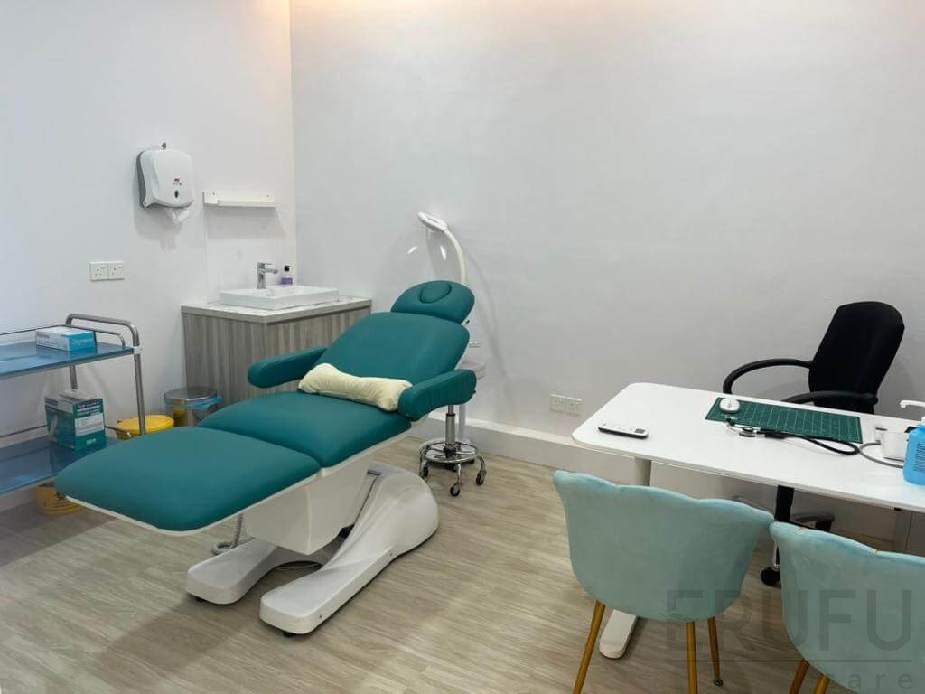 dr-wee-clinic-treatment-room1-mydoctiny 你的脸值得更精致!马来西亚 5 大微整形专家助你蜕变!